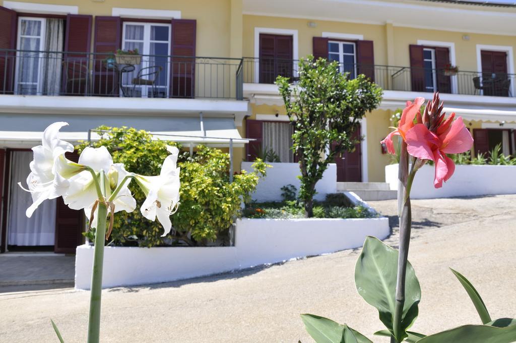Braziliana Apartments Dassia  Exterior foto